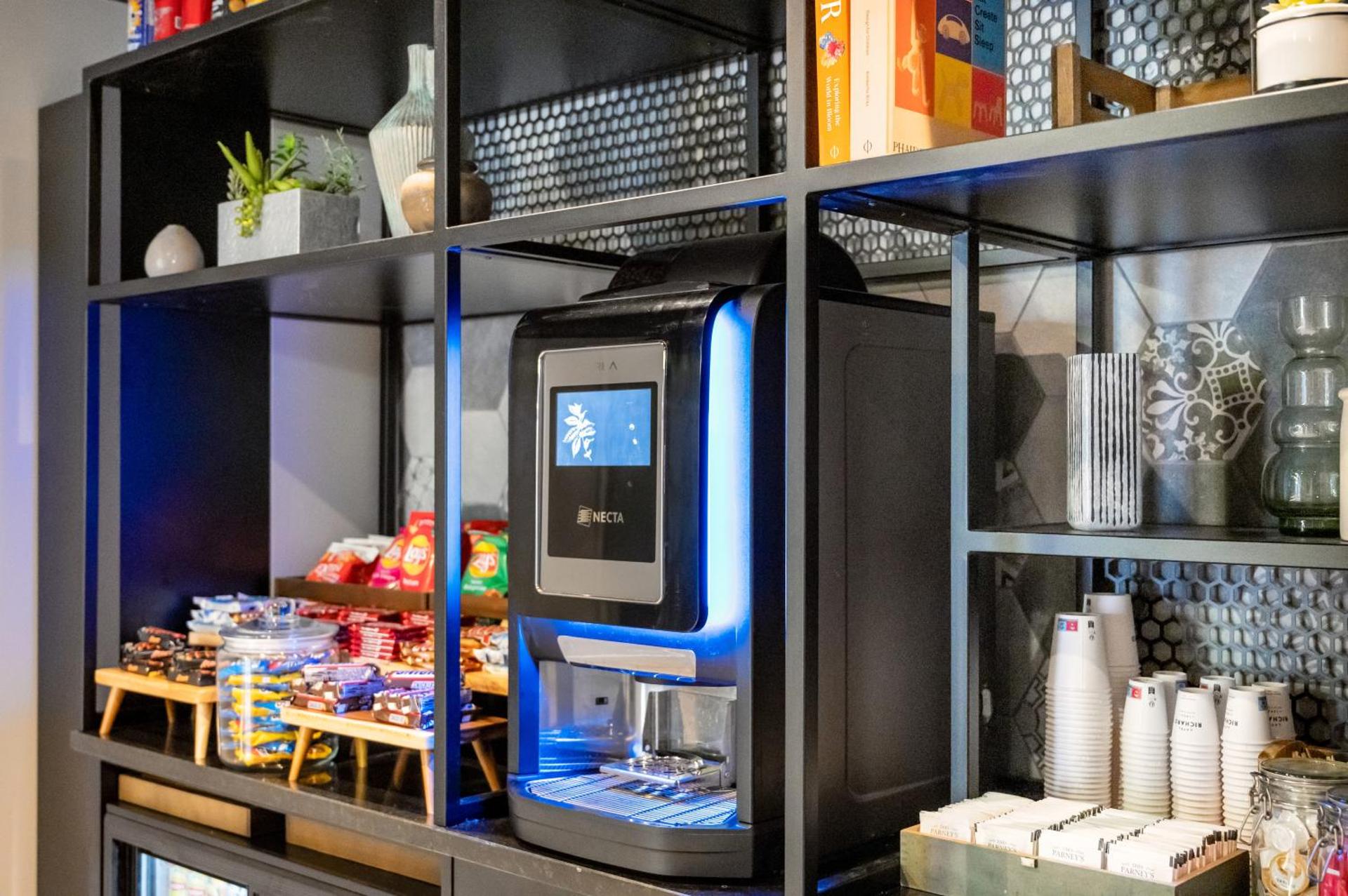 Coffee/tea facilities