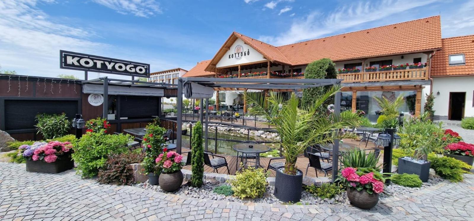 Kotyogó Panzió