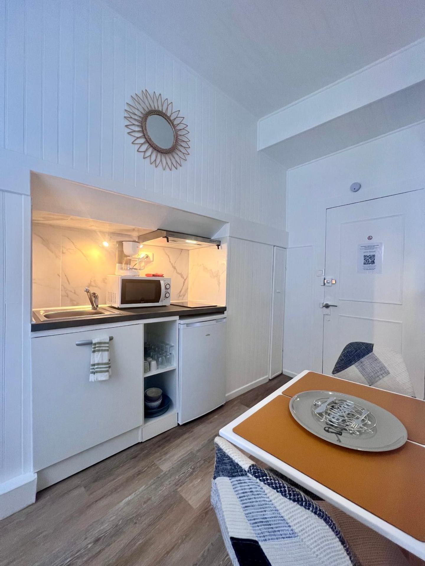 Casa Cloutiers #1, #2 & #3 - Jolis Studios - Emplacement Idéal Hyper Centre Brive