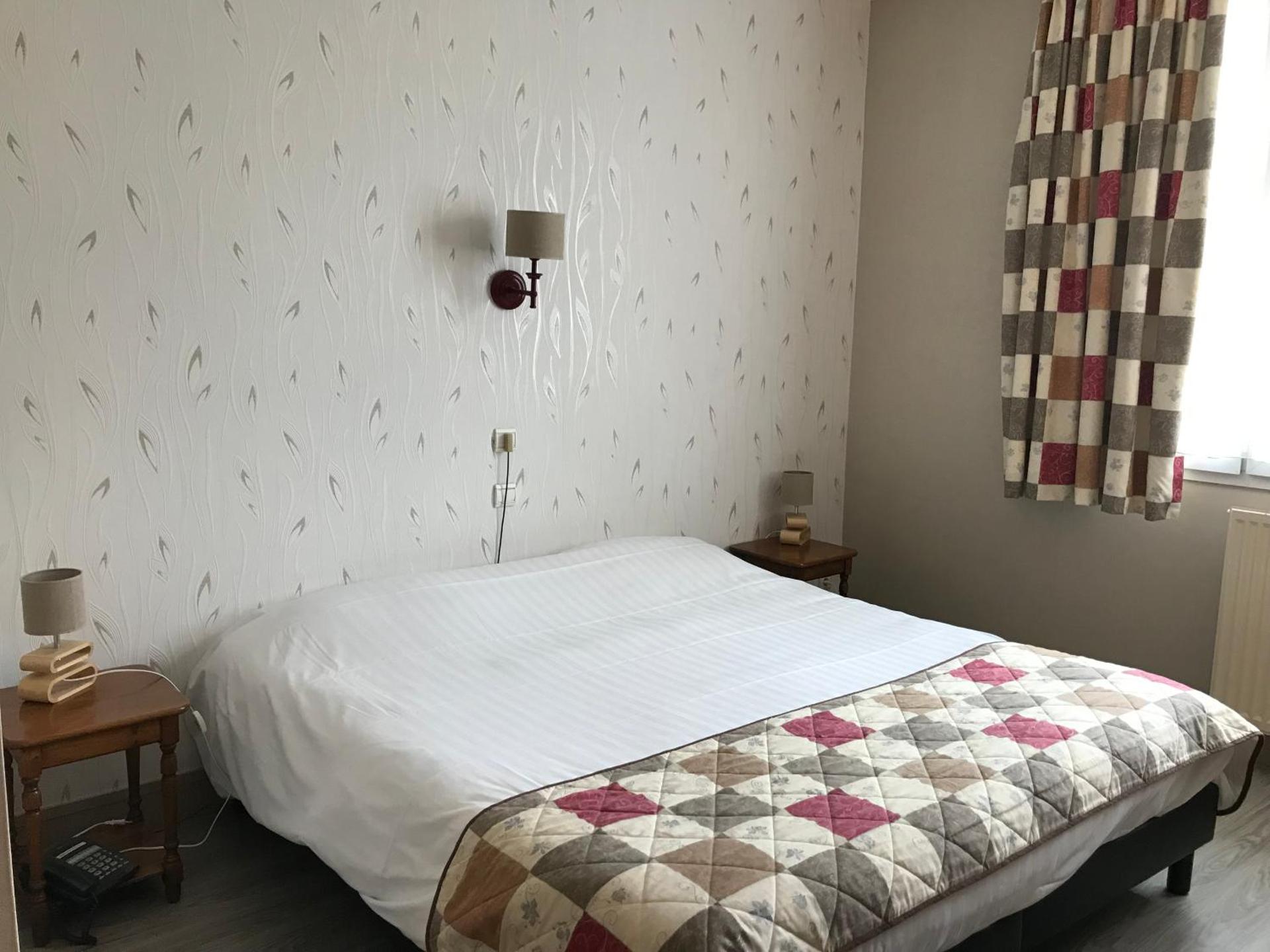 Logis Hôtel & Restaurant La Villa des Houx