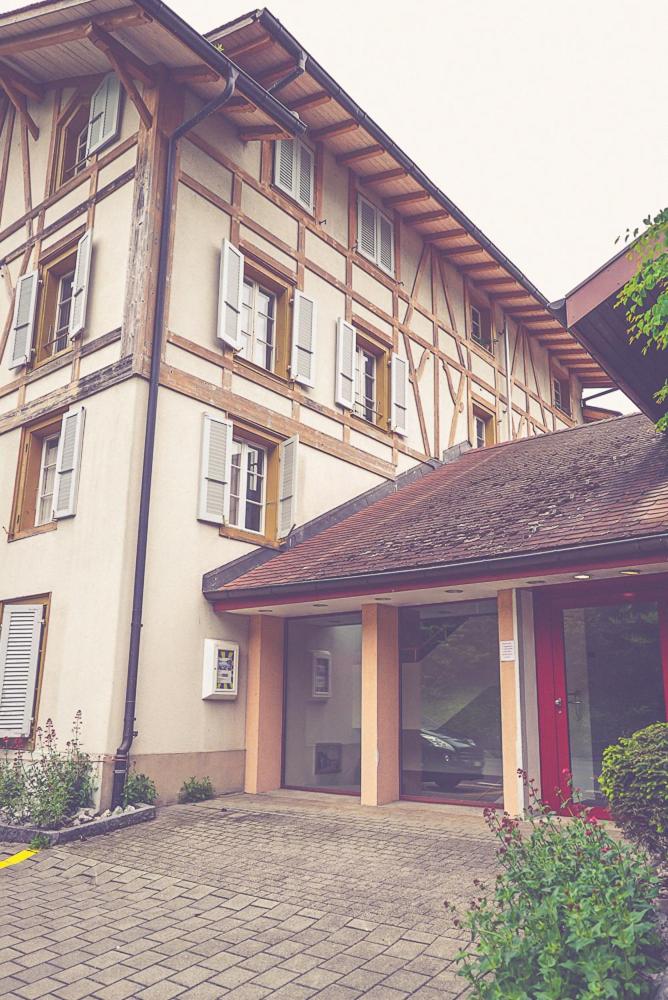 Family room by Interlaken Parking