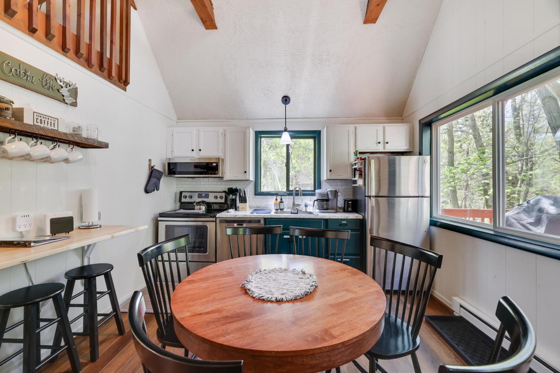 Camp Cedar:7 miles to Camelback, 5 to Kalahari!