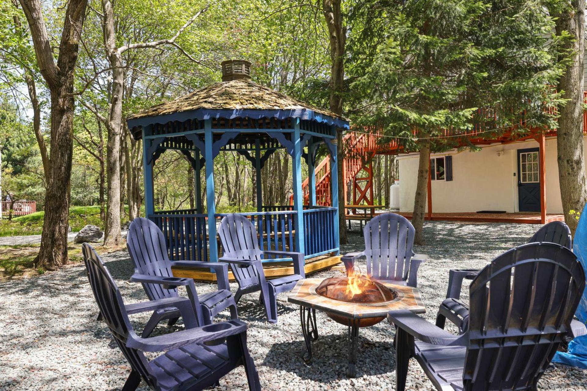 Camp Cedar:7 miles to Camelback, 5 to Kalahari!