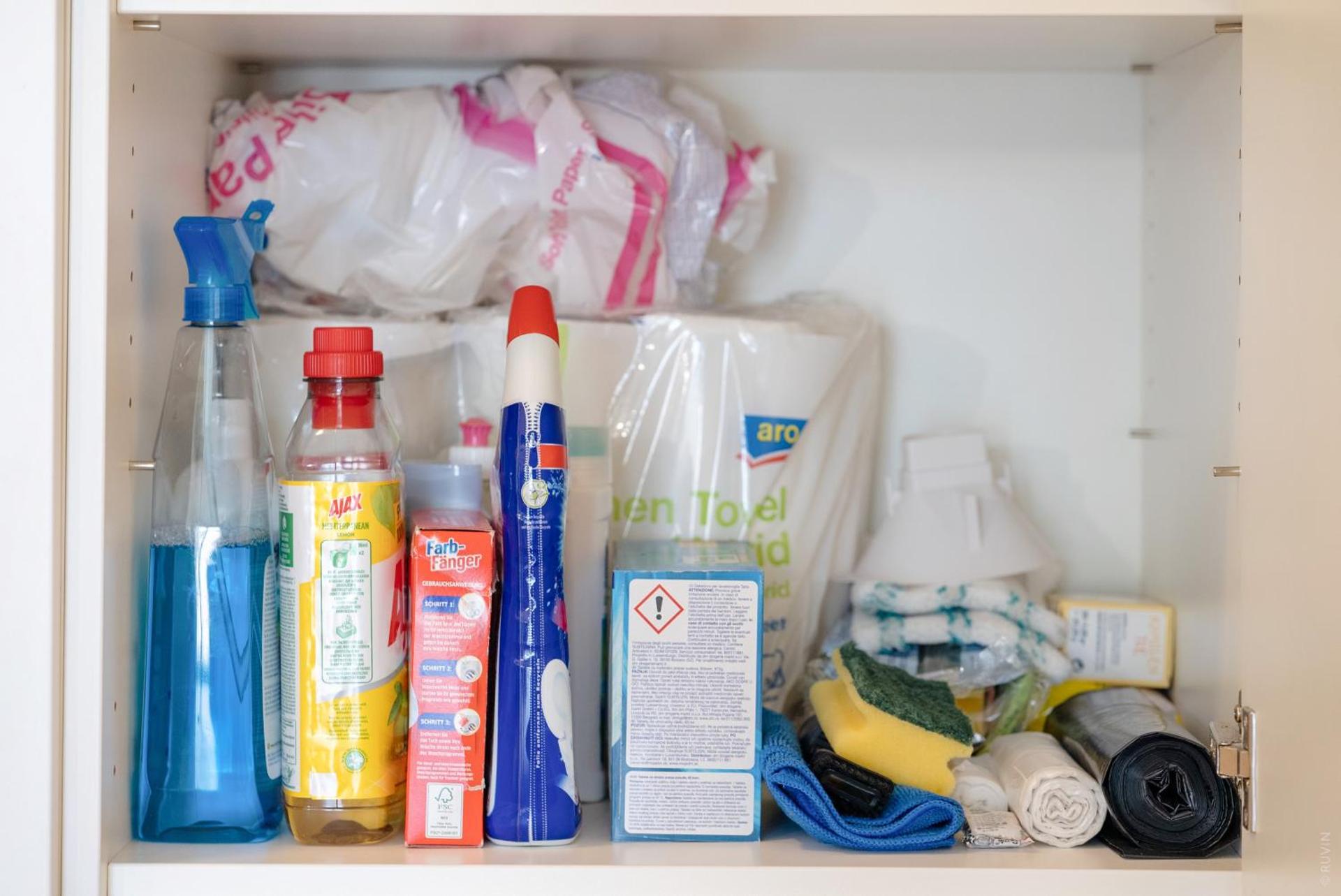 Whats-App Self-Check-IN - 1BR Apartment, near airport,15 min to Center