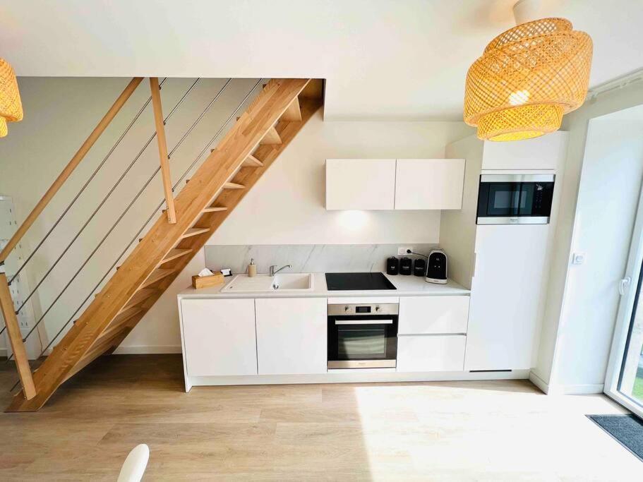 (1) La suite des vignobles 3km de Beaune