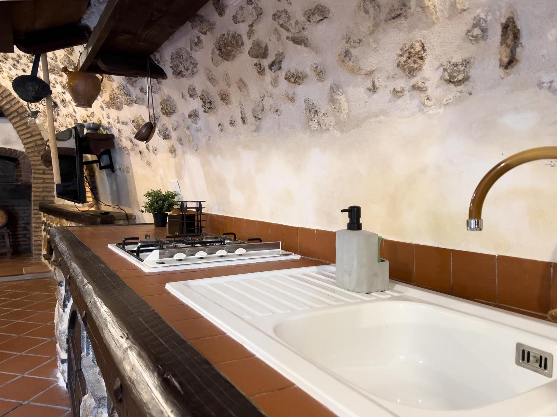 Kitchen or kitchenette