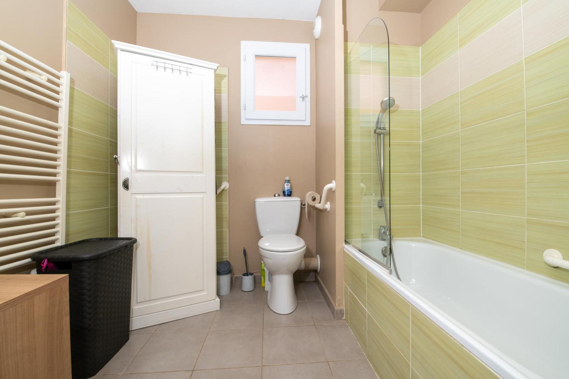 Plages de sable fin, piscine, hammam, tennis LESCLESDENICOLE