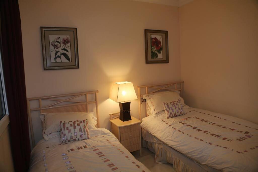 Stylish, Spacious apartment with sea view