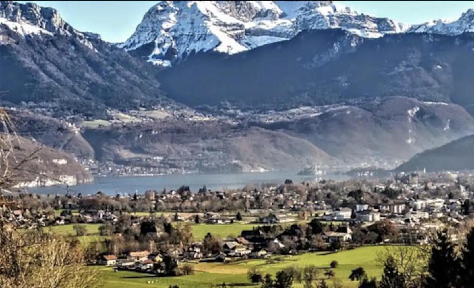 Quiet Studio in a House in Sevrier Annecy Lake very close to the lake