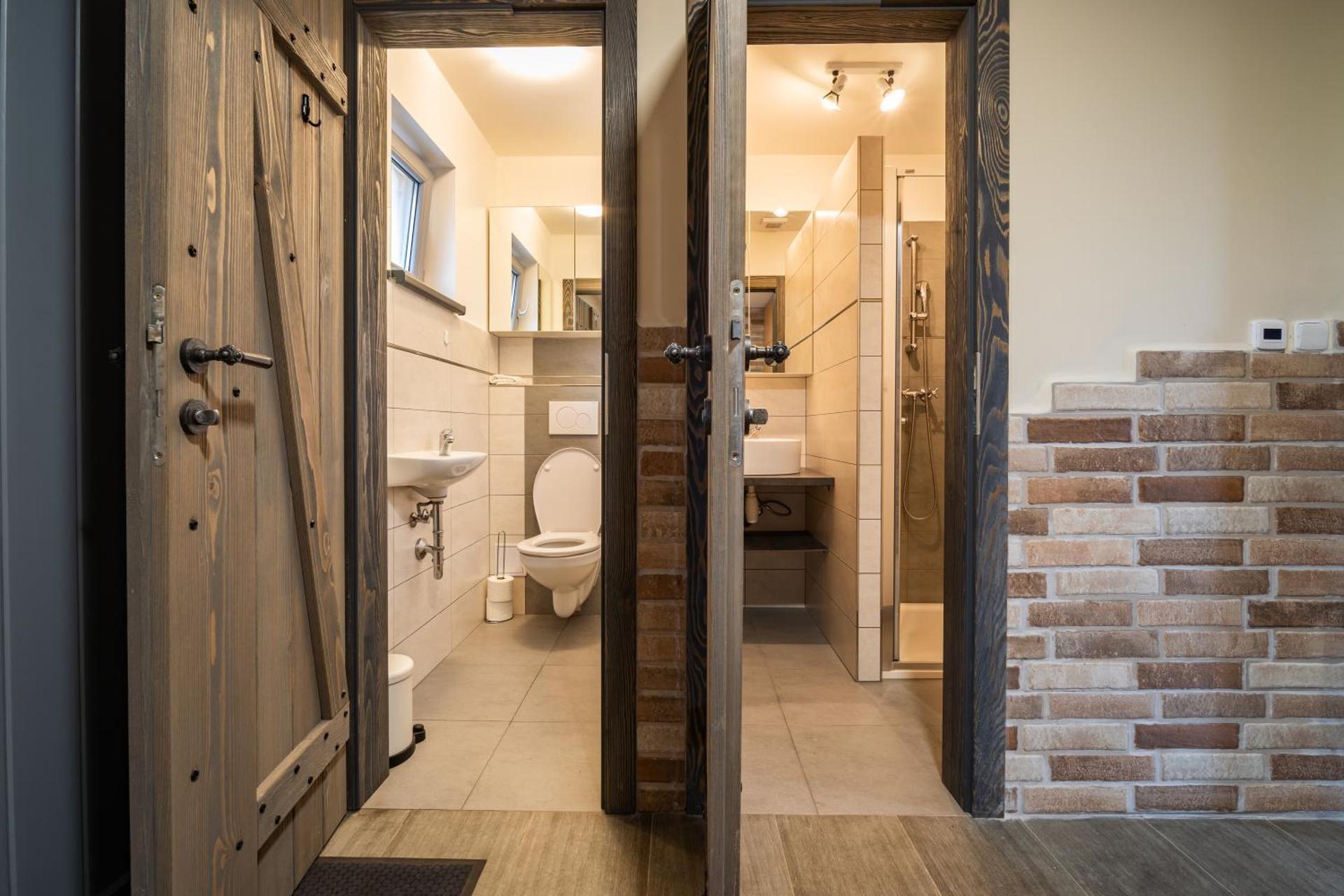 Vinoza - ubytování a vinný sklep Velké Bílovice Pod Vinicí