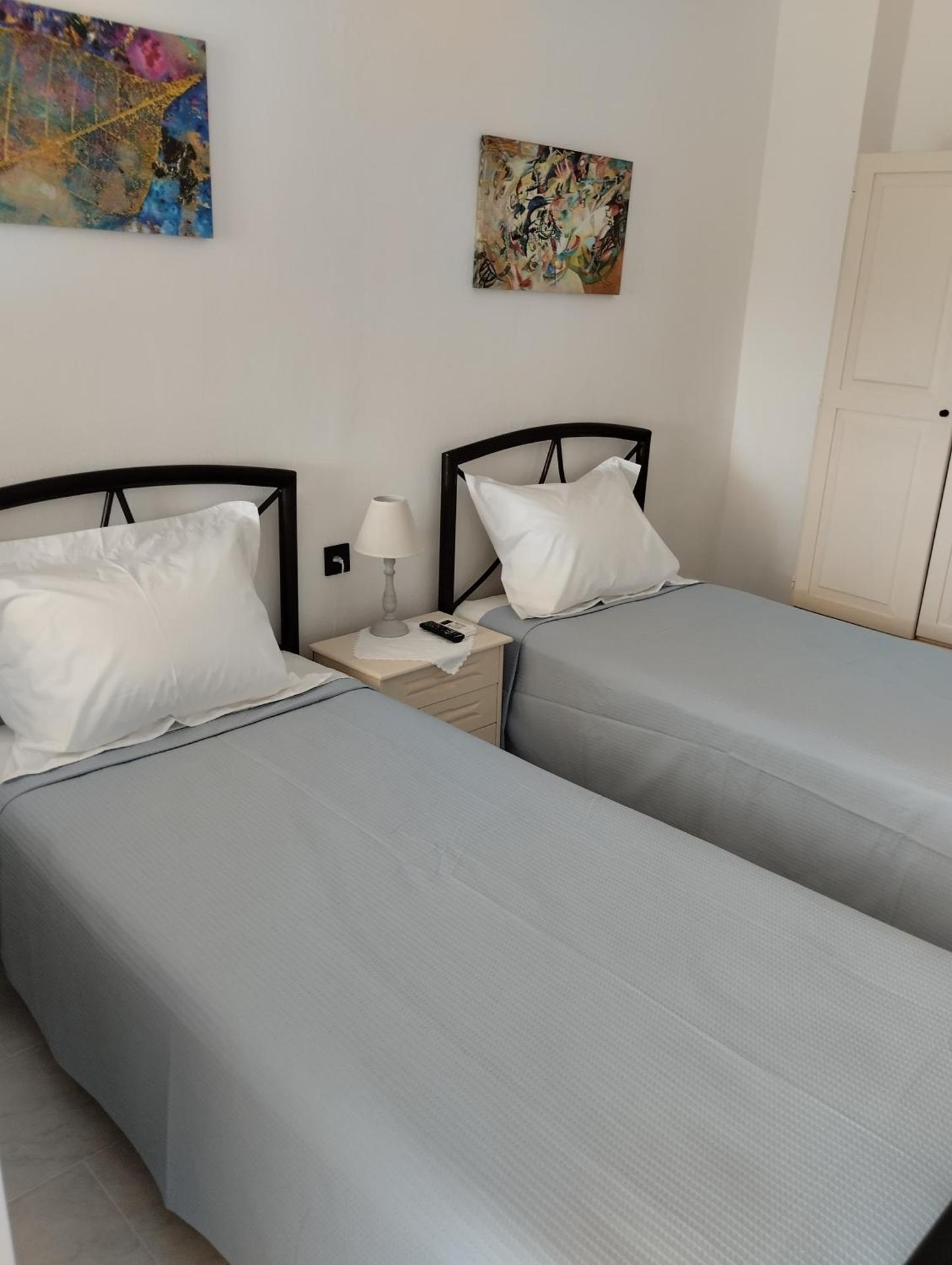 Thanos ,Rooms and Apartments