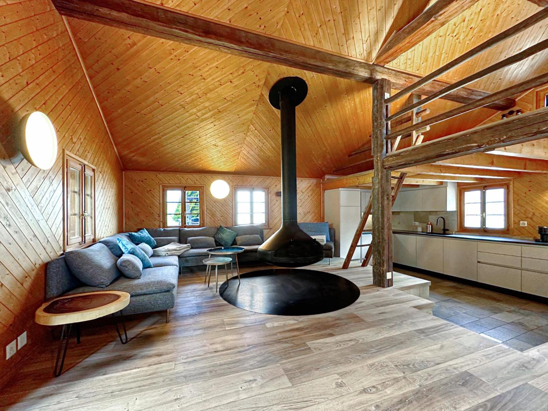 Communal lounge/ TV room