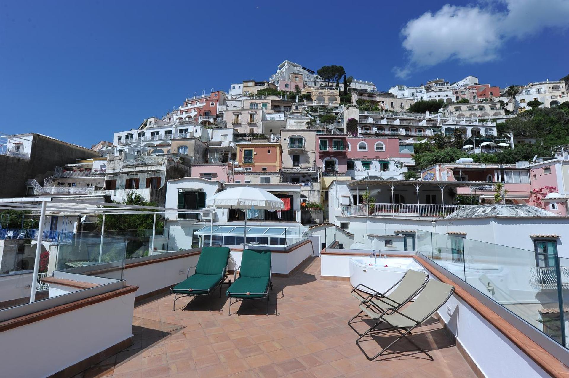 Casa Patty...Breath-taking view!