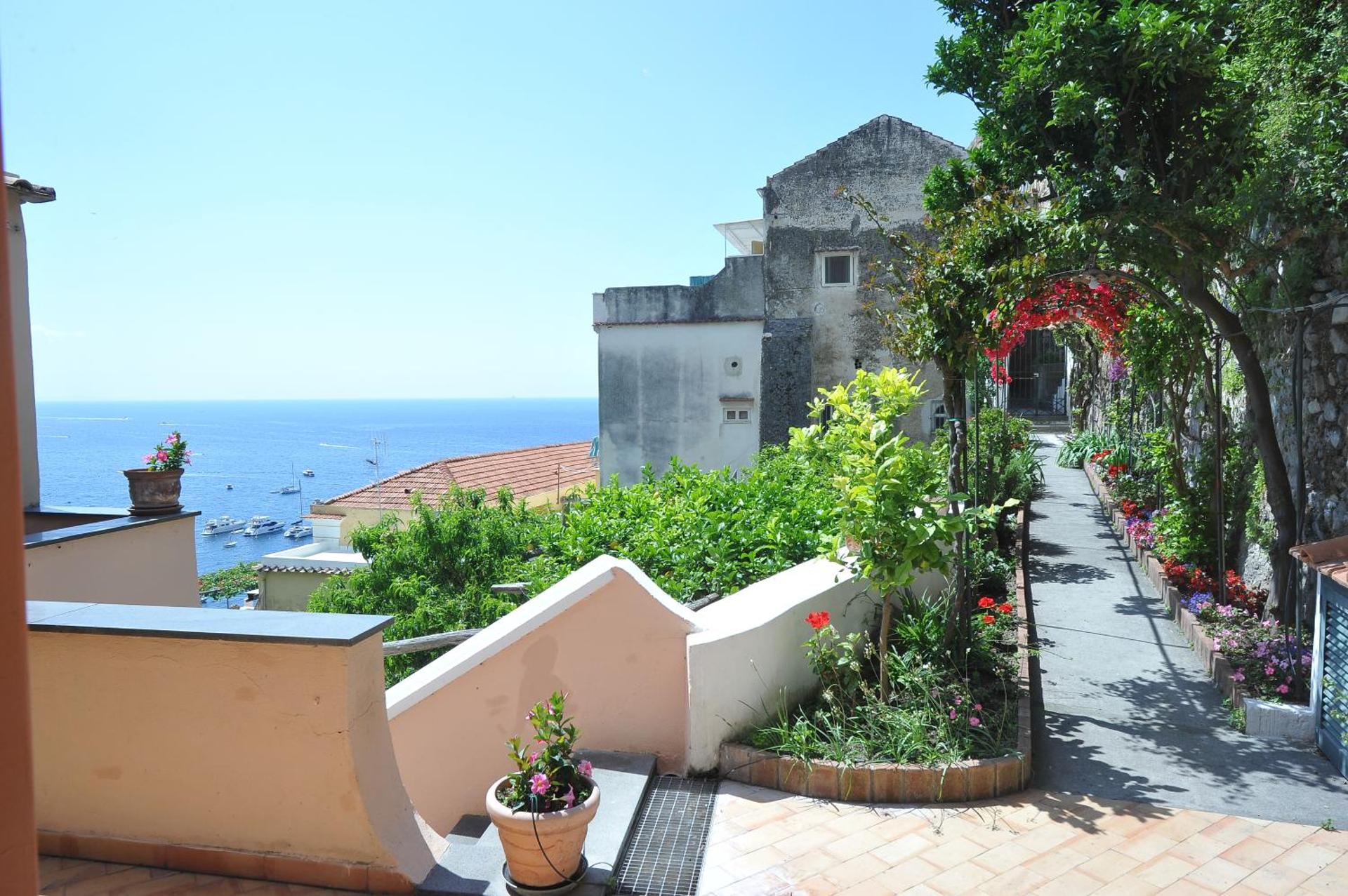 Casa Patty...Breath-taking view!