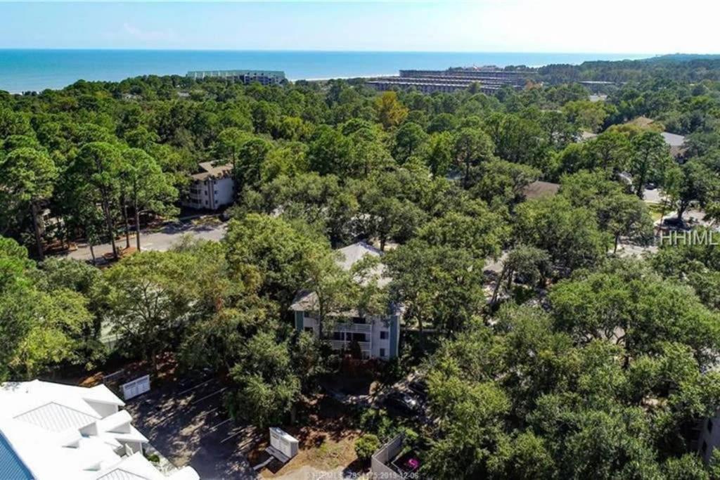 5 stars Peaceful Condo - 7 min walk to the beach