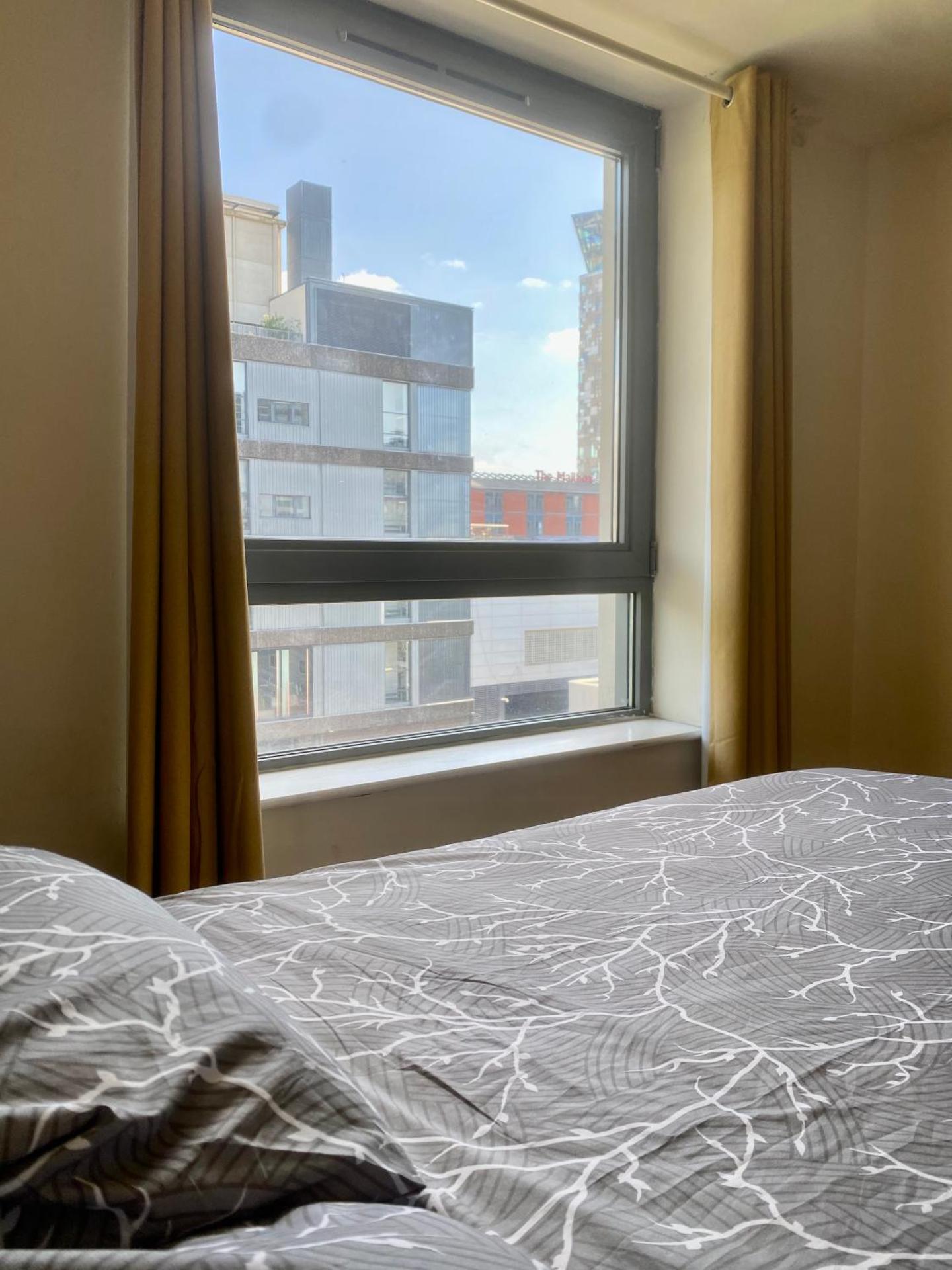 Holliday Street Apartments - One Bedroom - Stunning Balcony