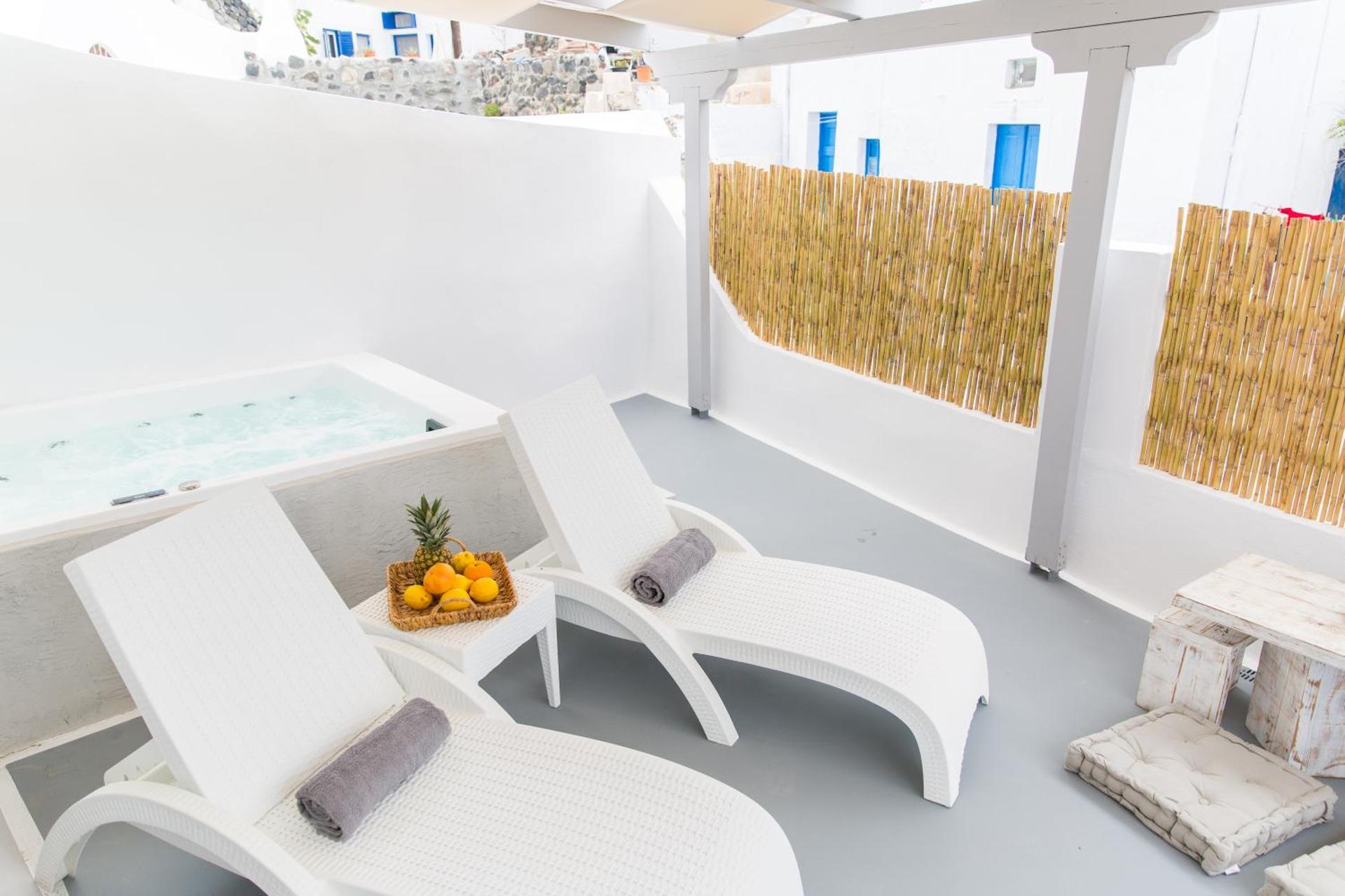 Captain's house suites