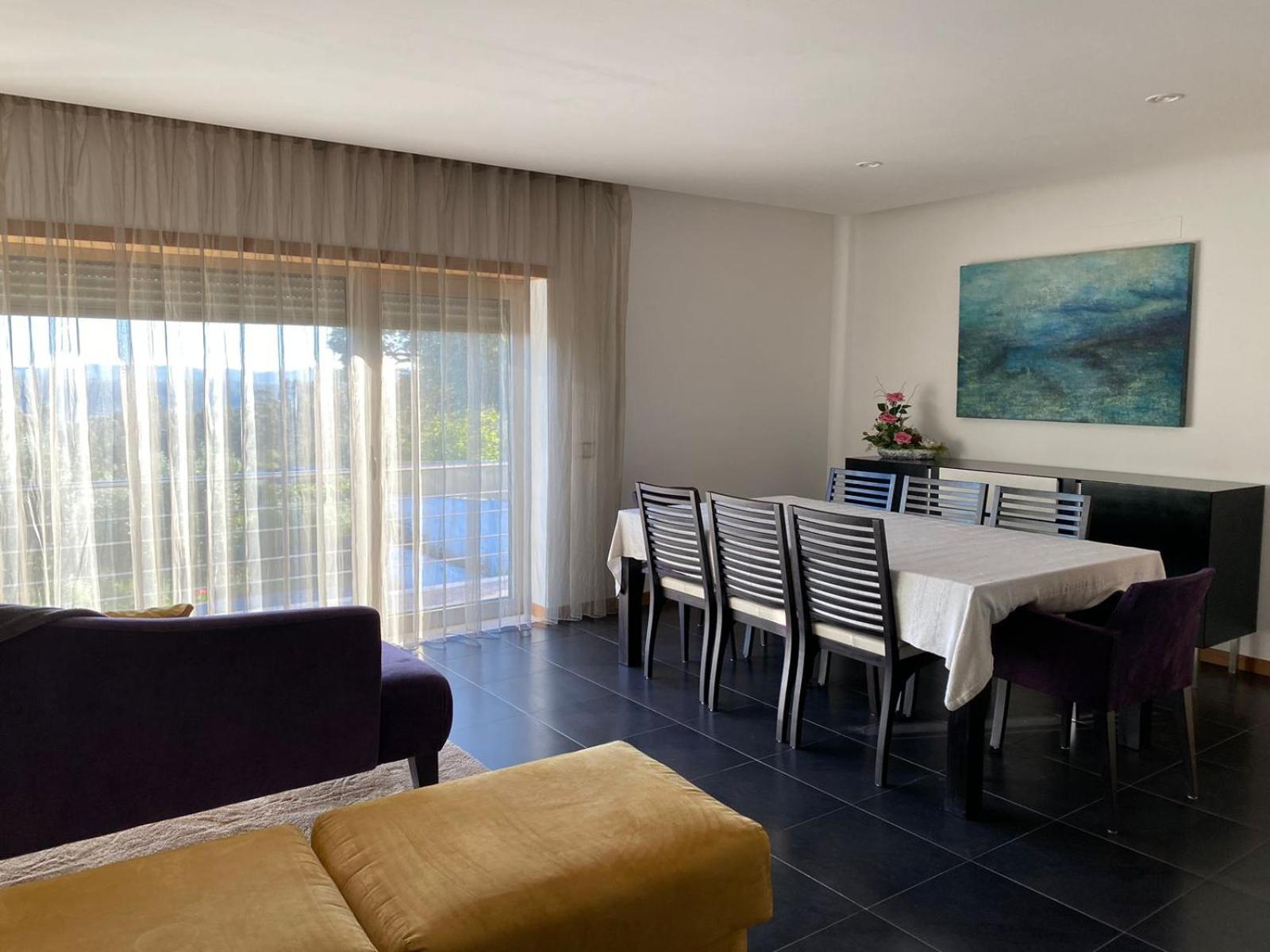 Communal lounge/ TV room