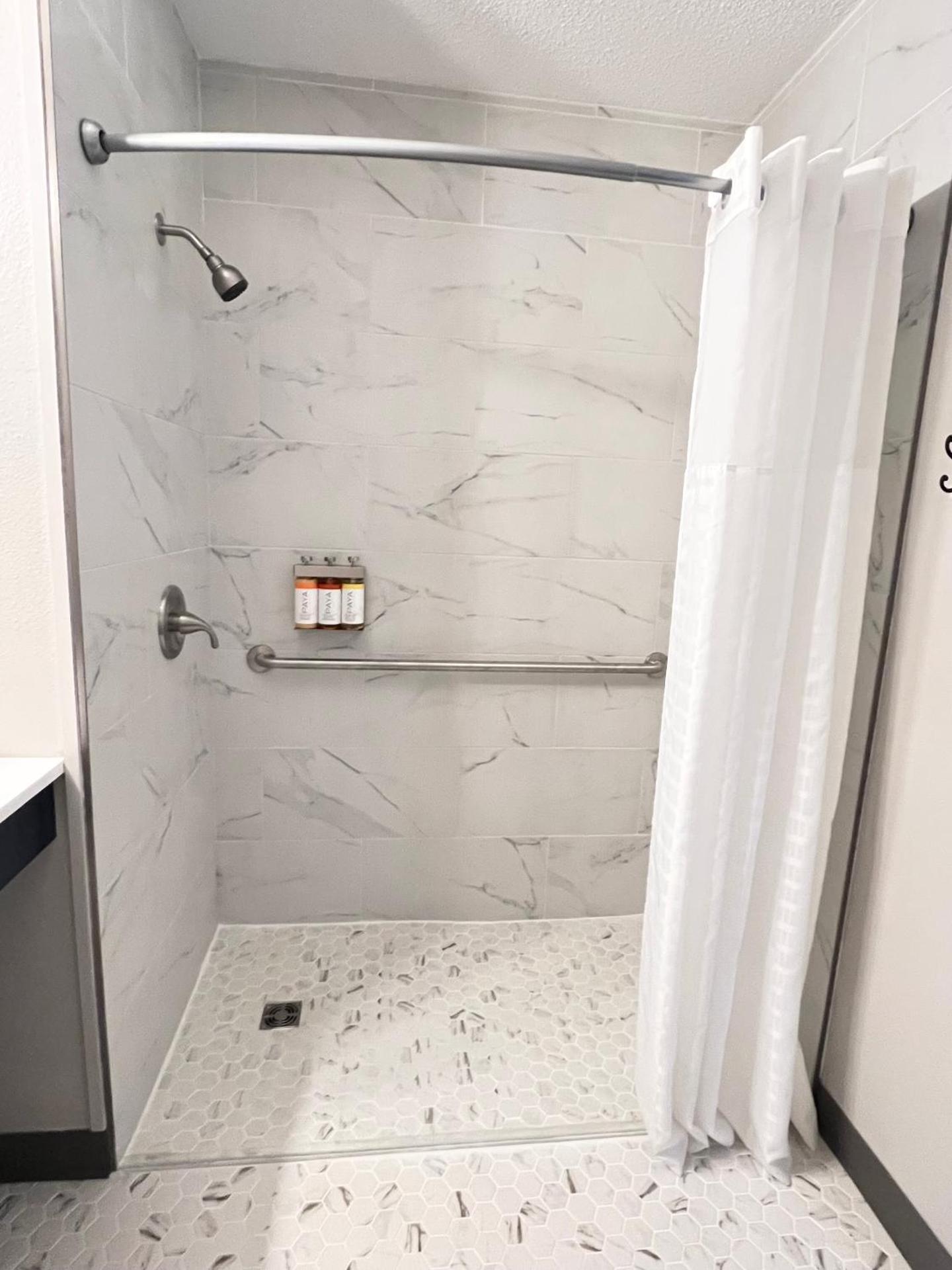 Queen Room - Disability Access