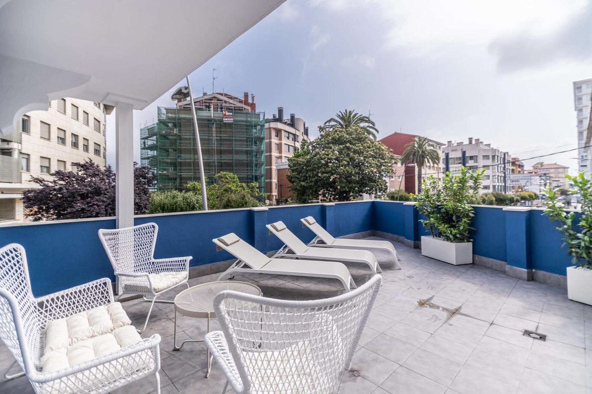 VILLA MARTA - Apartamentos céntricos junto al mar