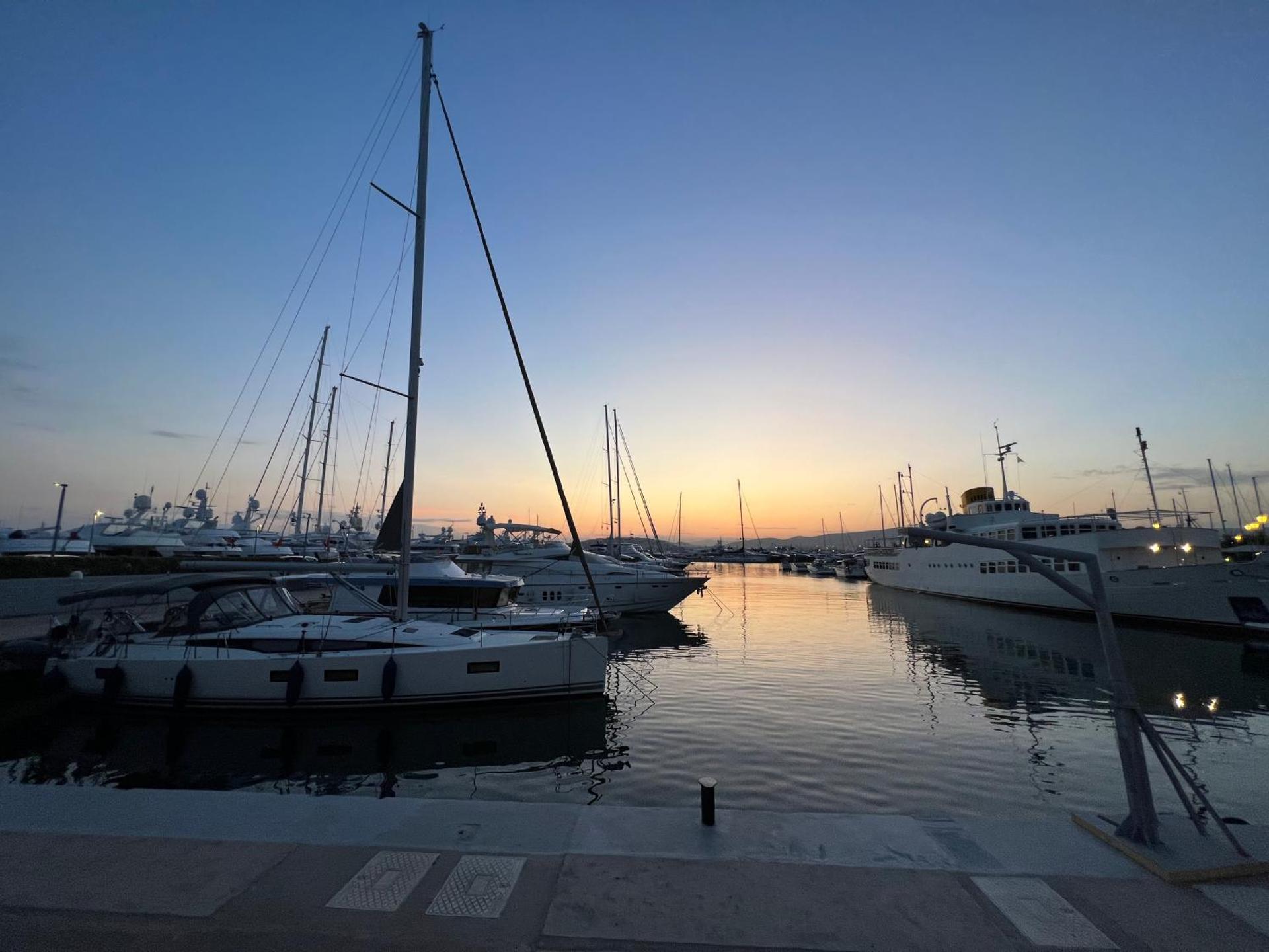 Riviera-MelRod-Athens