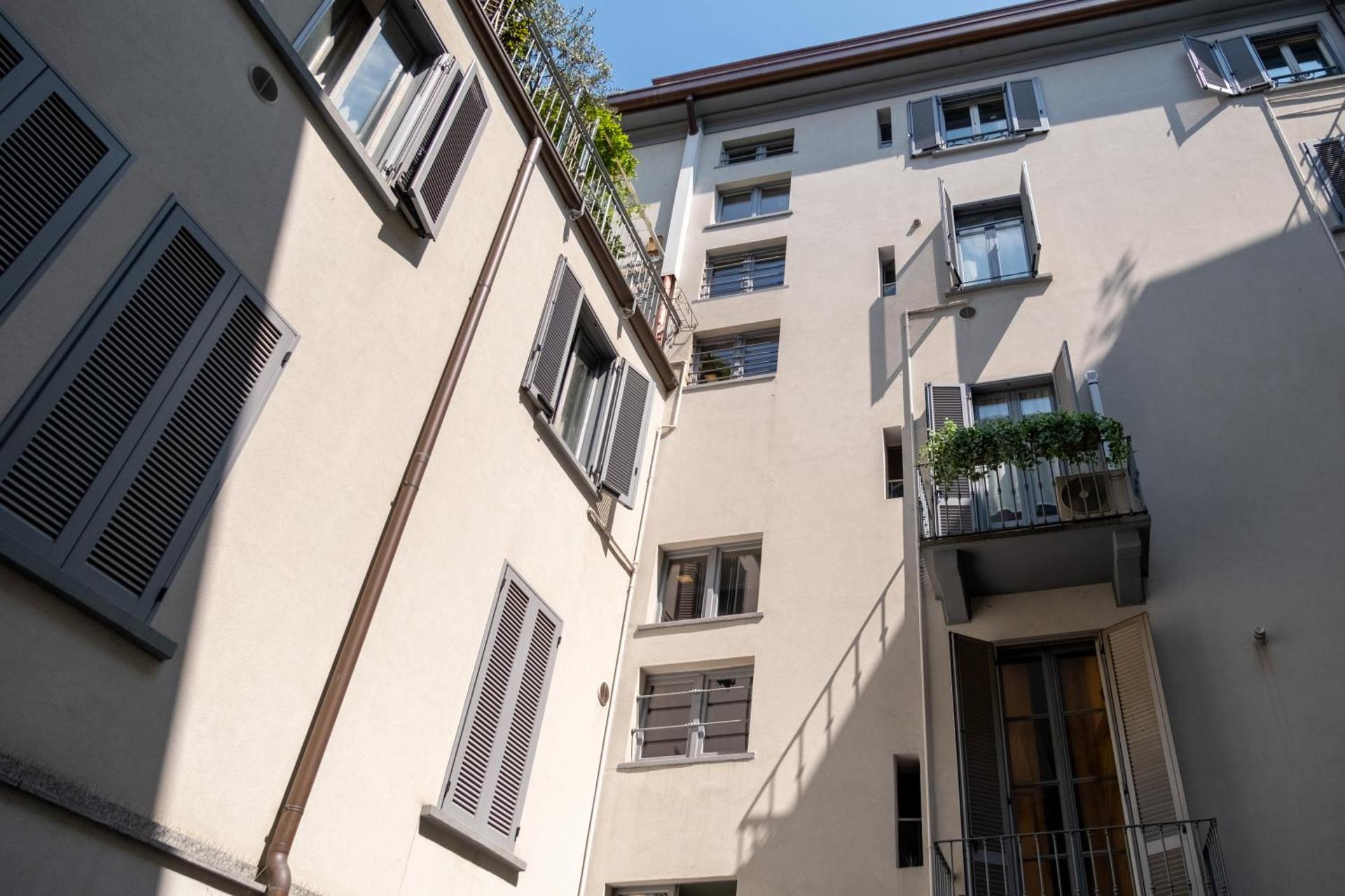 Inner courtyard view