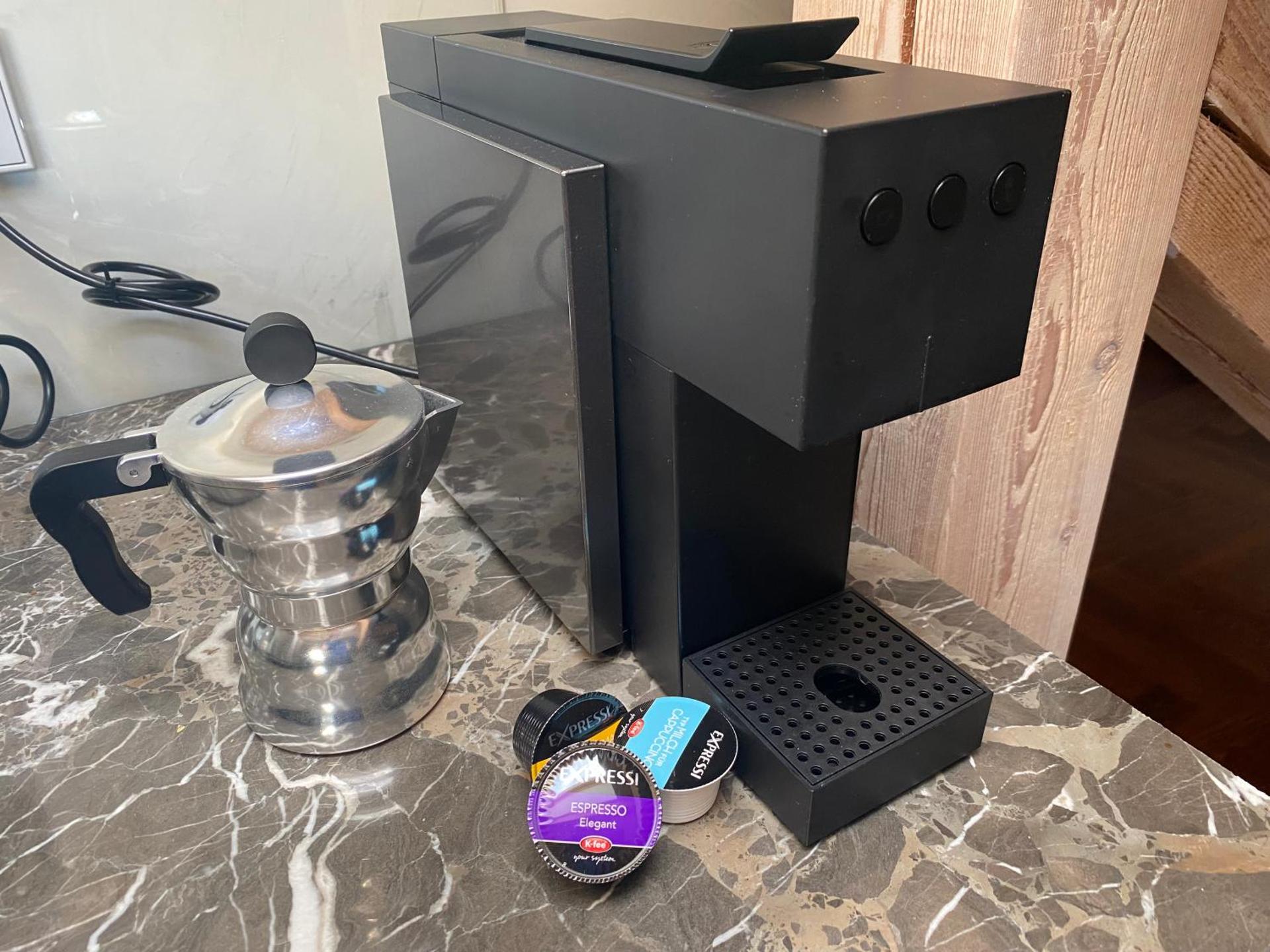 Coffee/tea facilities