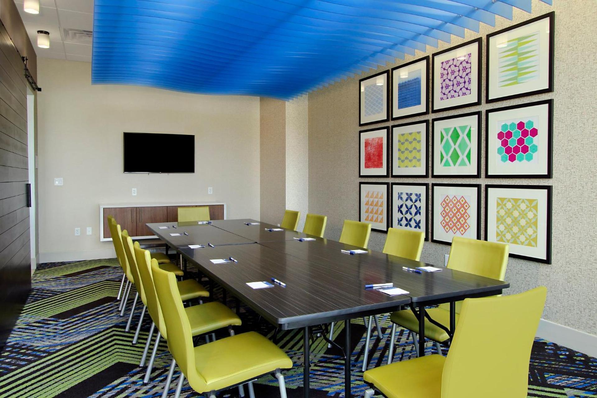 Meeting/conference room