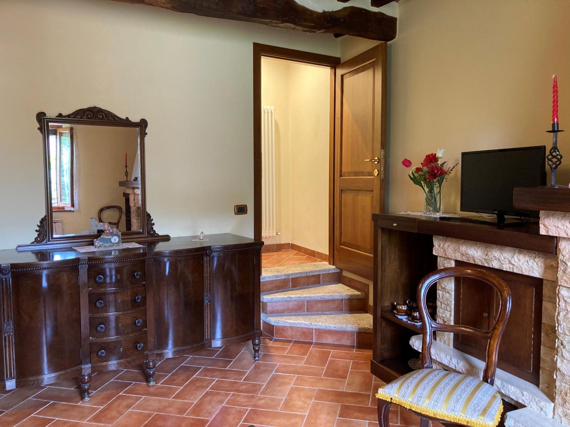 TOWER in Casciano di Murlo