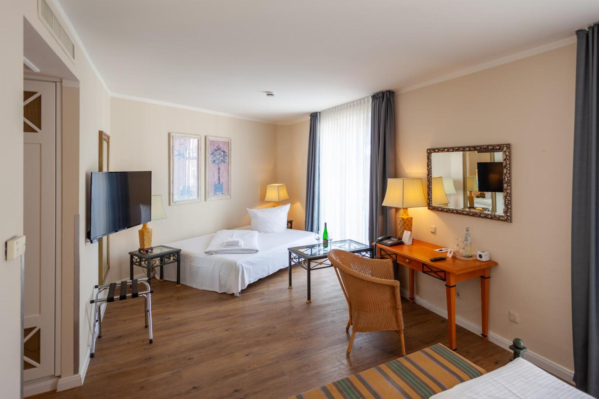 Photo of the whole room