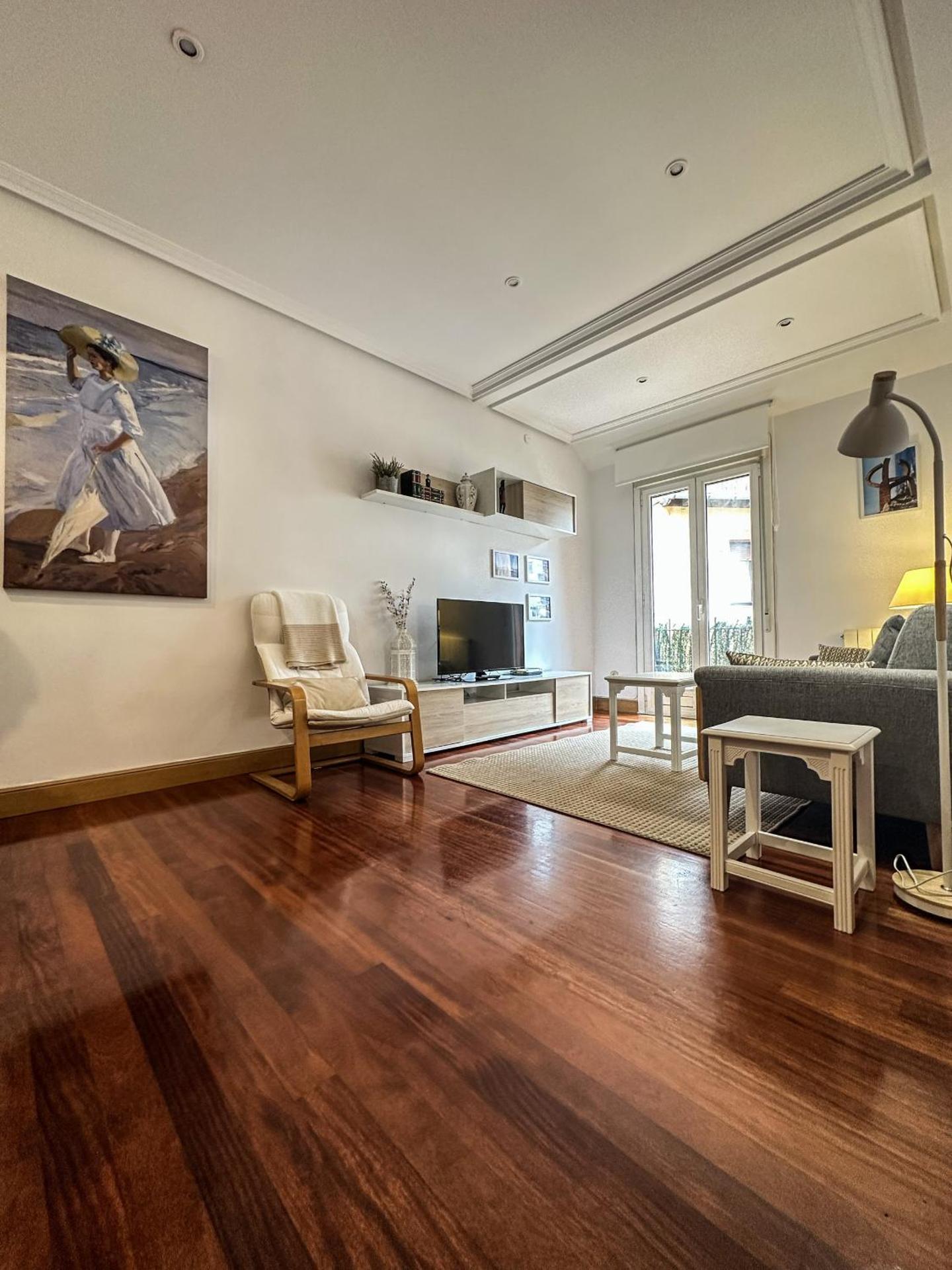 Olas de Ondarreta - Local Rentss