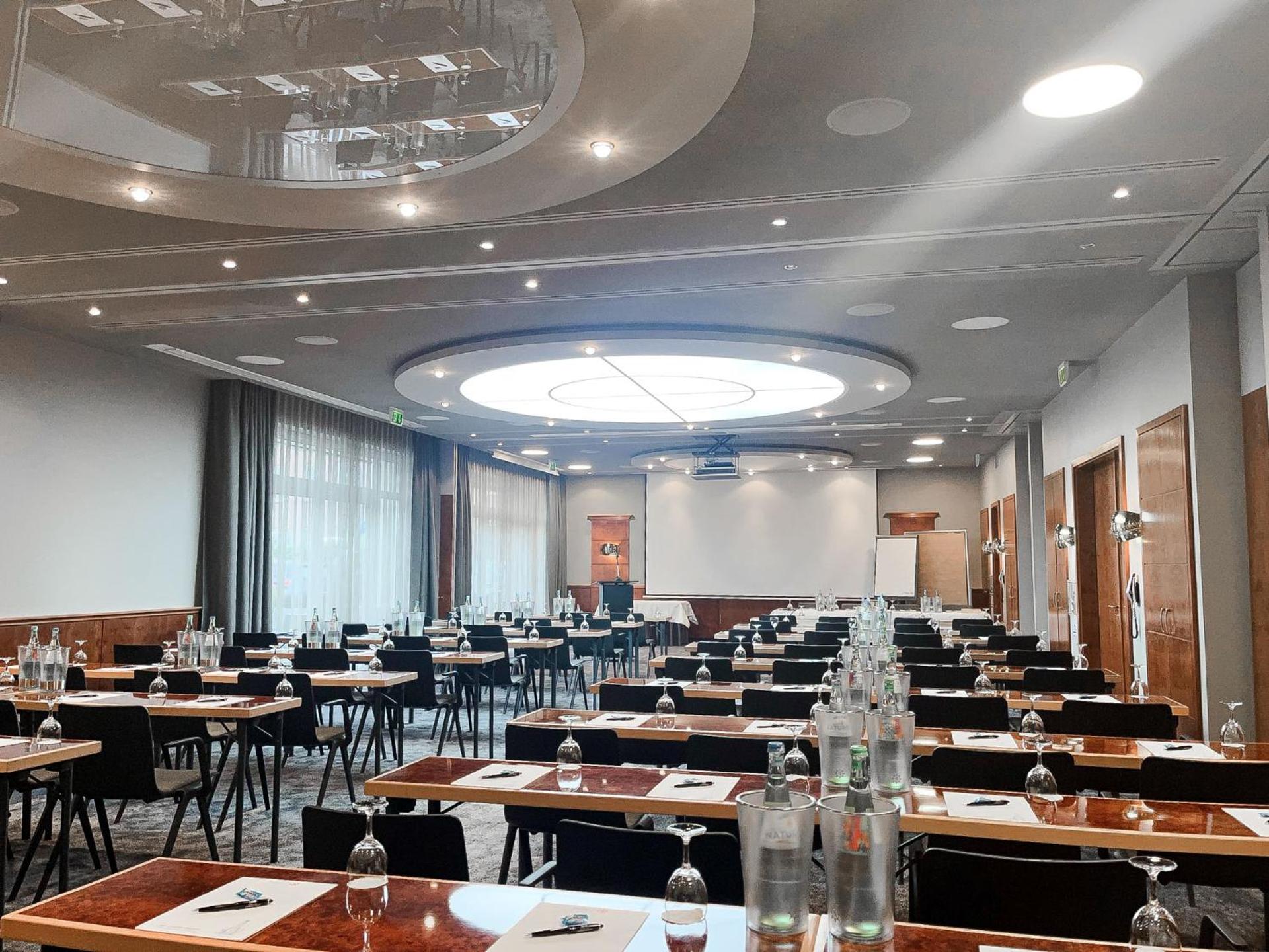 Meeting/conference room