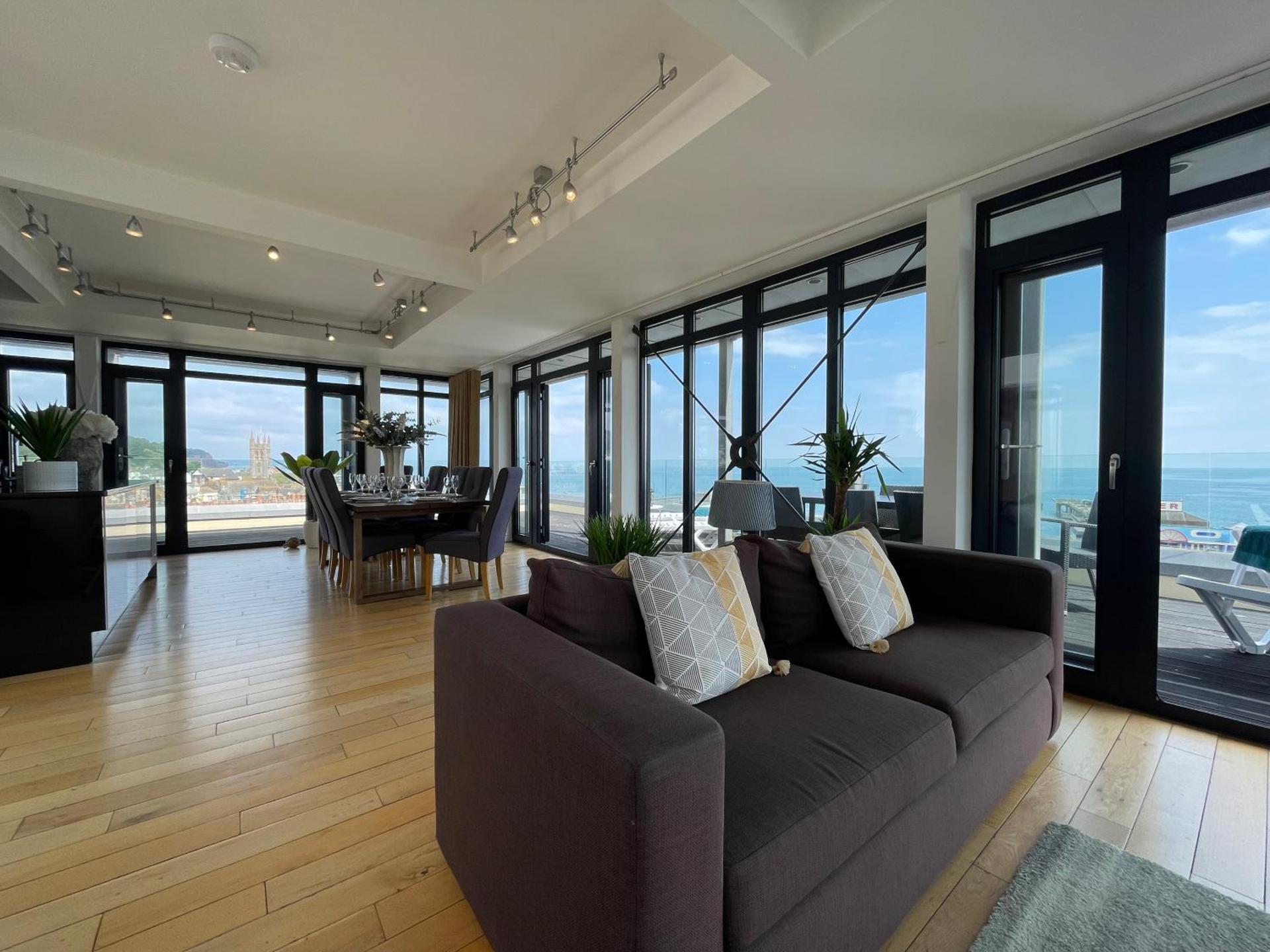 Riviera Apartments - Five Stylish Penthouse Apartments with Unrivalled Sea Views of Teignmouth, Shaldon, The Jurassic Coastline & The Teign Estuary