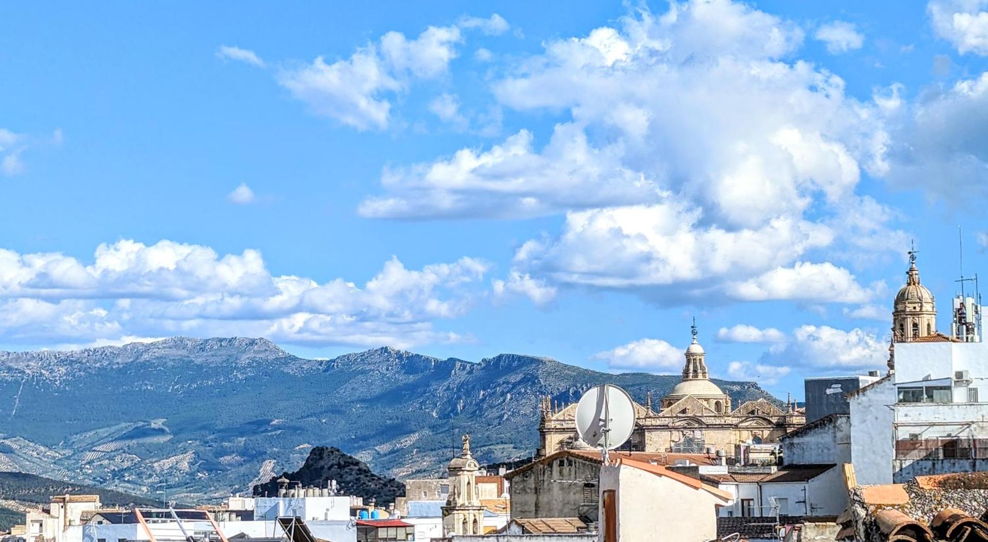 Los Caños - Calm home & parking