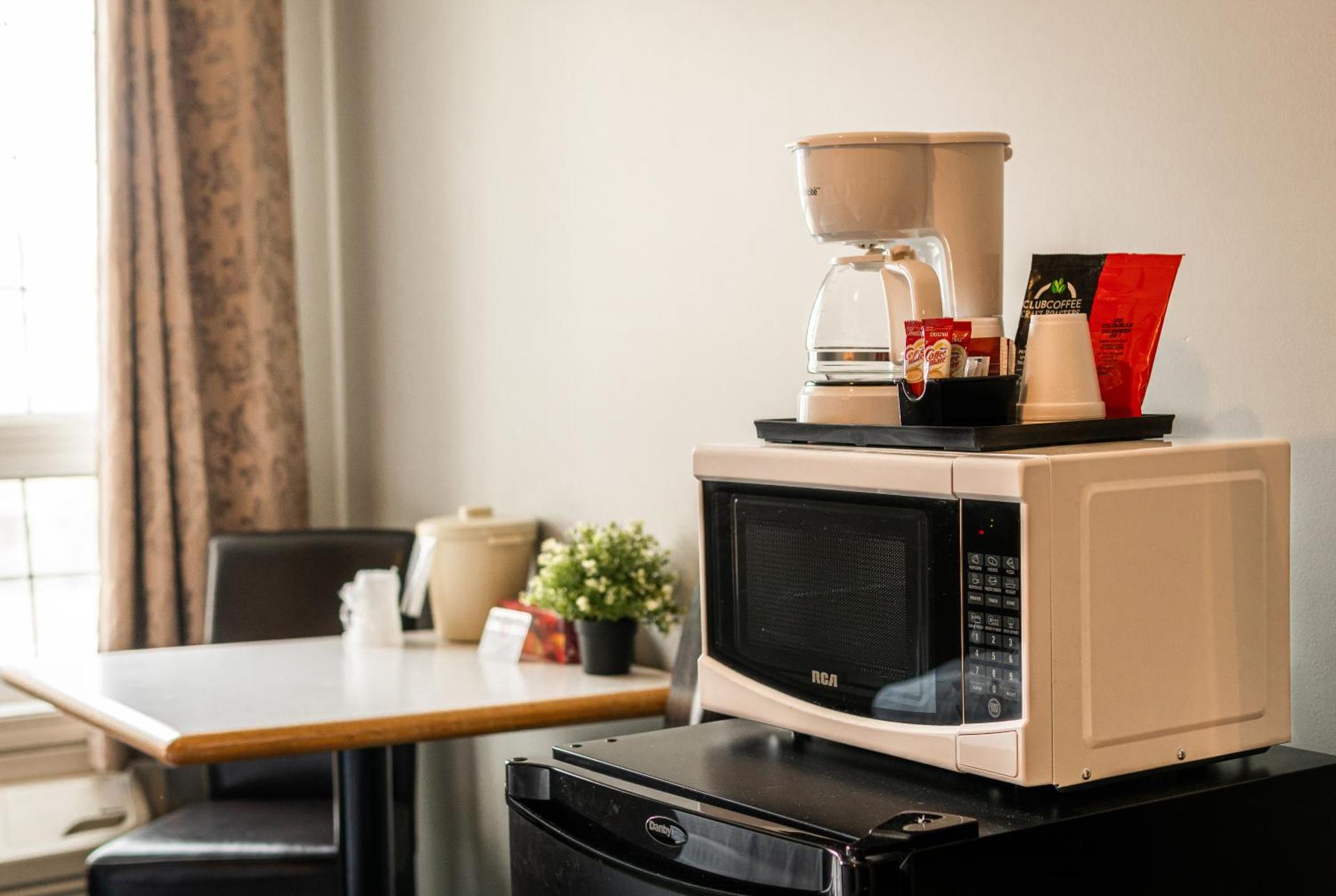 Coffee/tea facilities