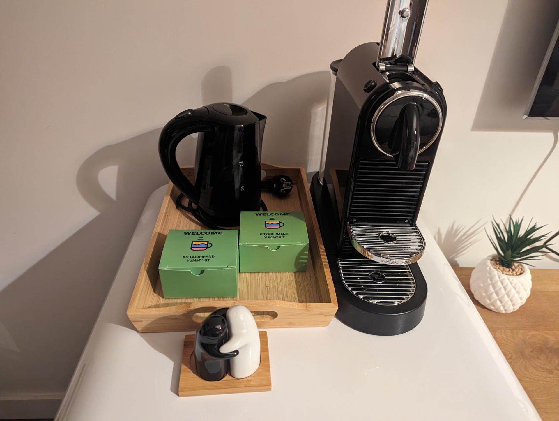 Coffee/tea facilities