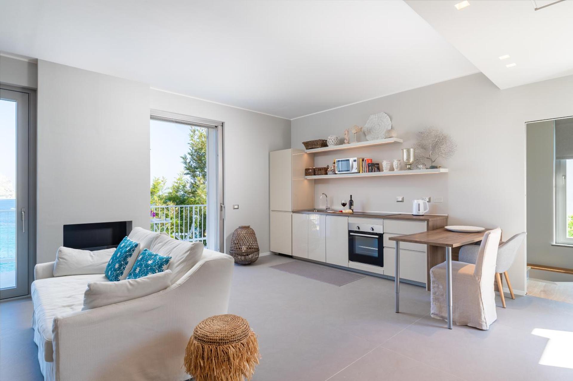 NESOS SUITE by DomuSicily