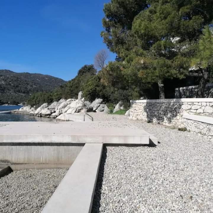 Studio apartman Endy