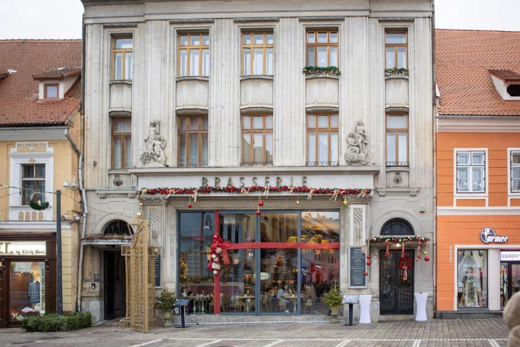 Piata's Hidden Apartment