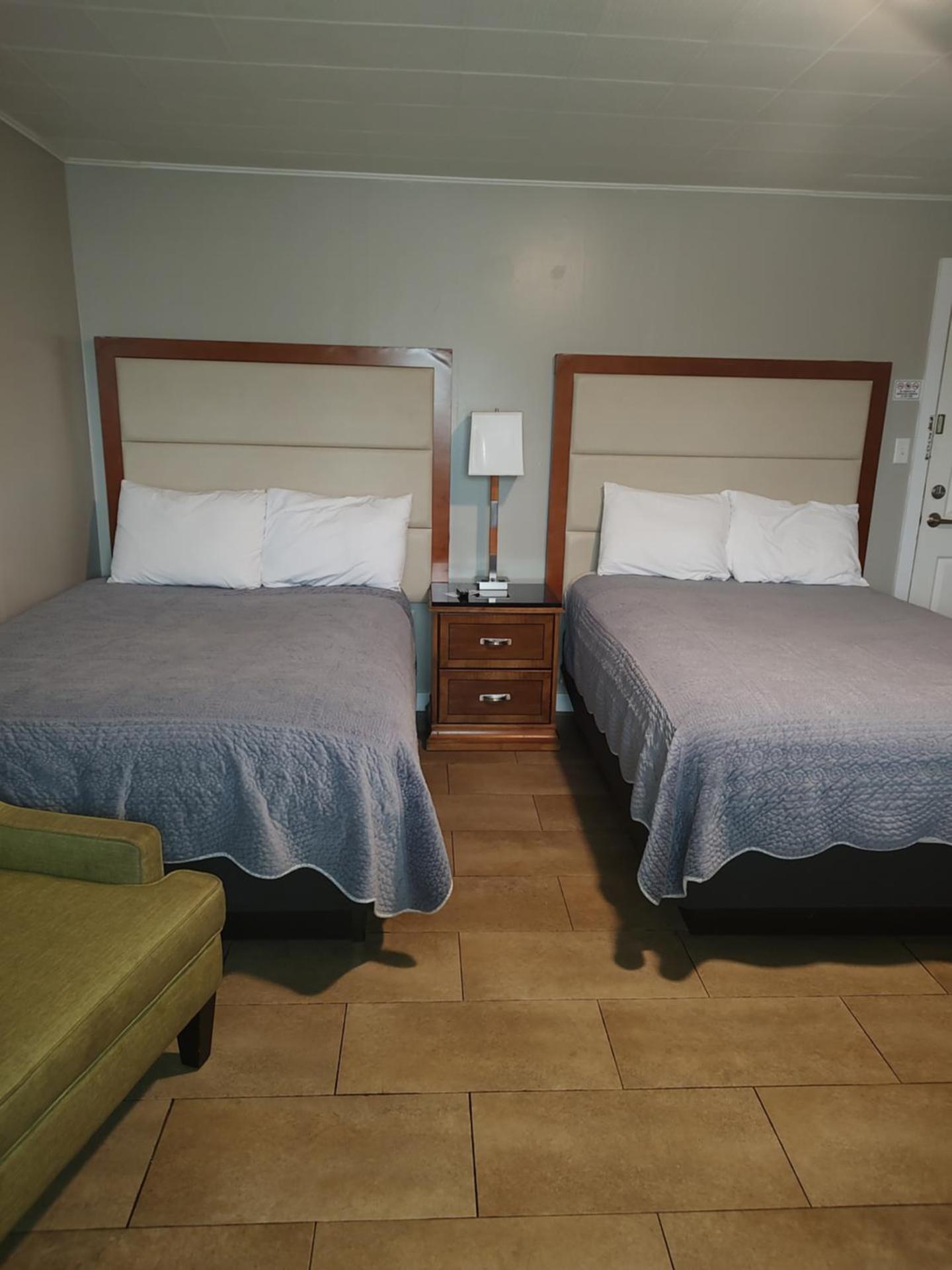 Vacationland Inn & Suites