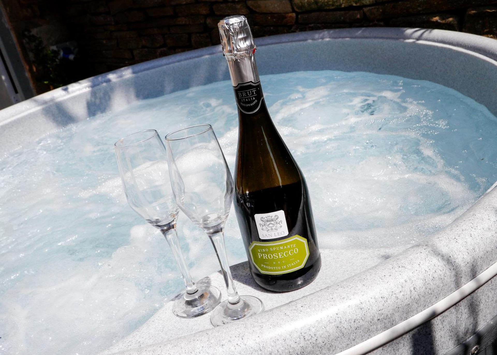 Castle Hideaway in the Cotswolds