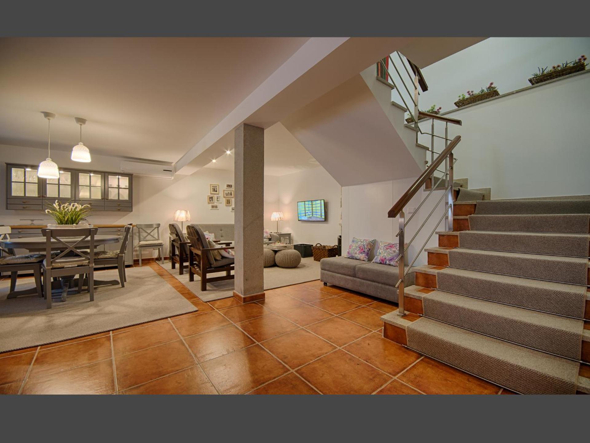 Communal lounge/ TV room