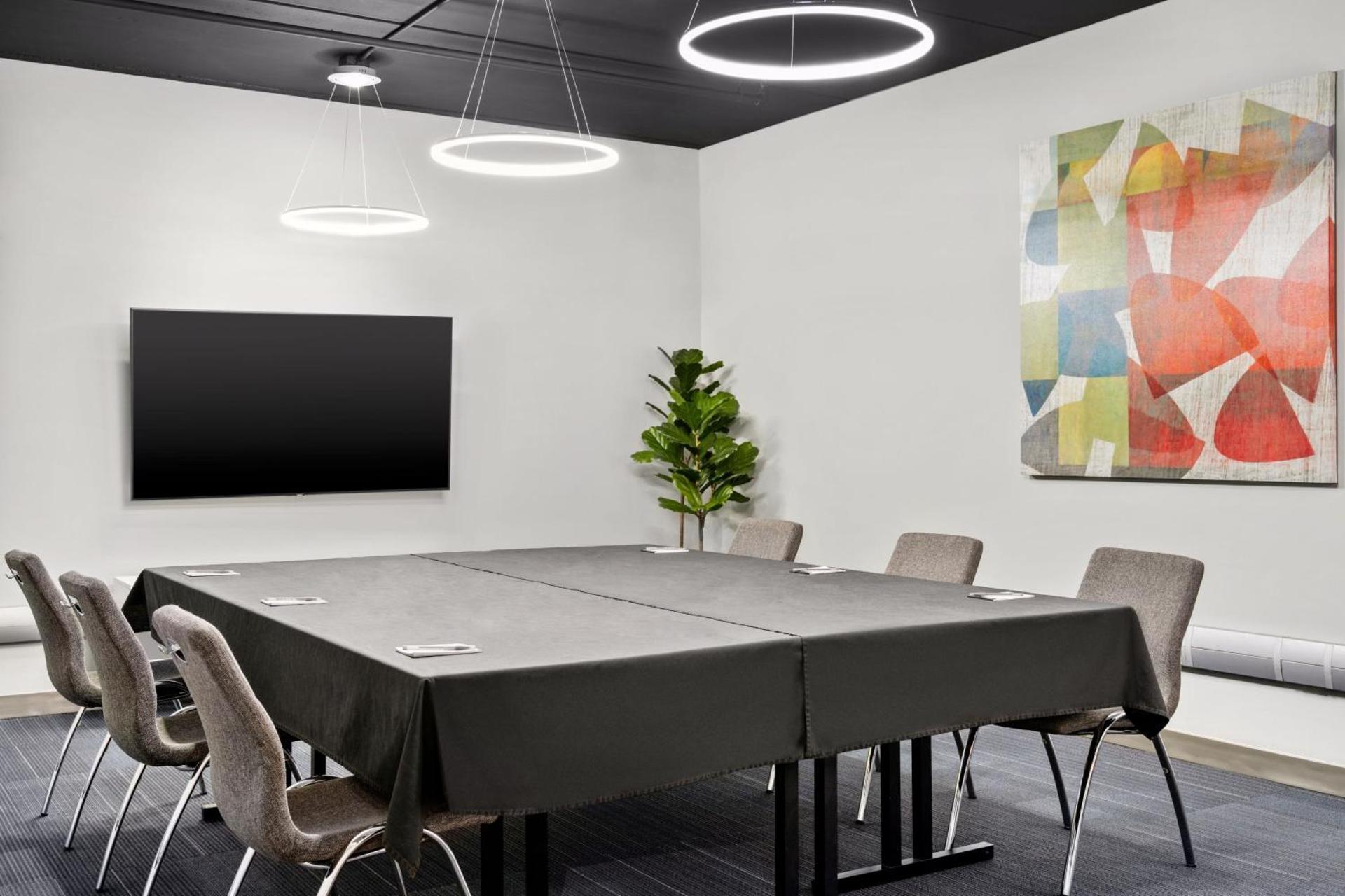 Meeting/conference room