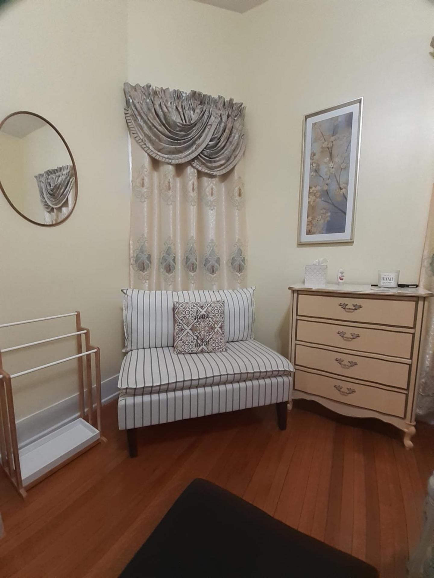 Cozy Turret Room at Nottingham Place in Wise with Plush Queen Bed, Private Detached Full Bath