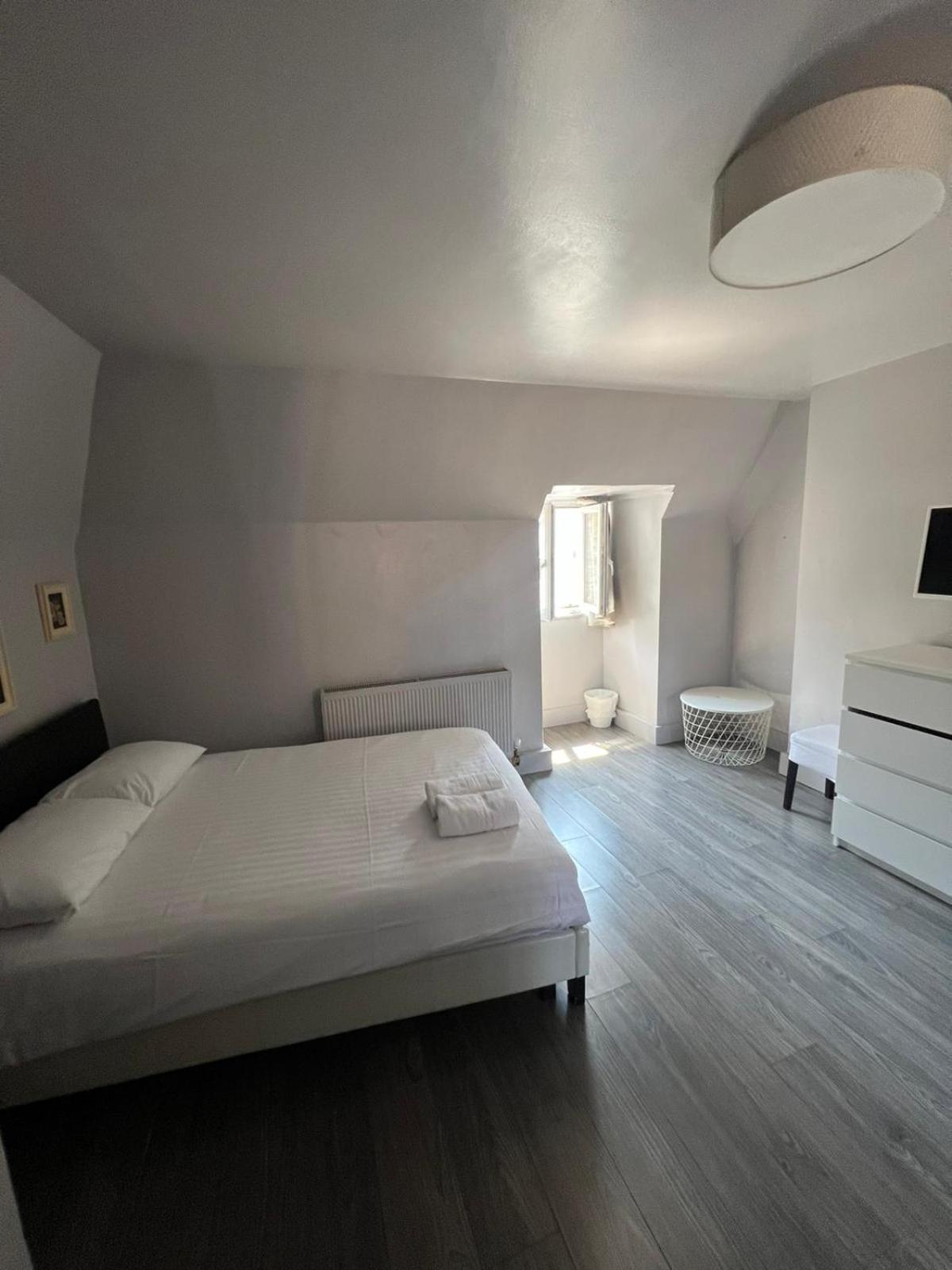 Petticoat Accommodations