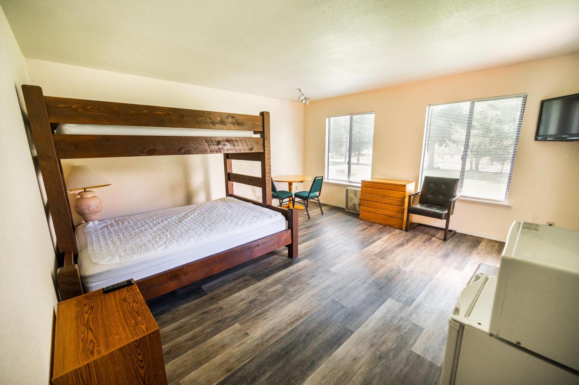 Redwood Meadows RV Resort