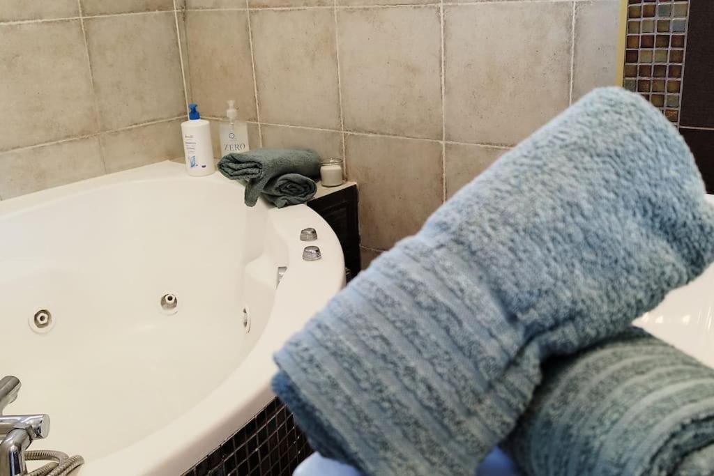 Primera Línea de playa Benalmadena ALOHA PLAYA