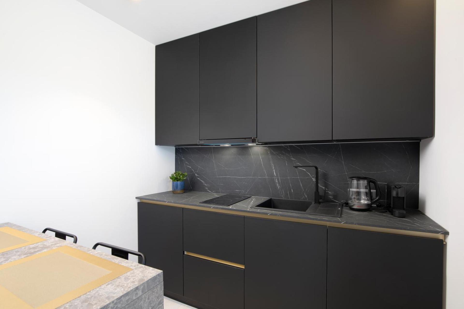 Kitchen or kitchenette