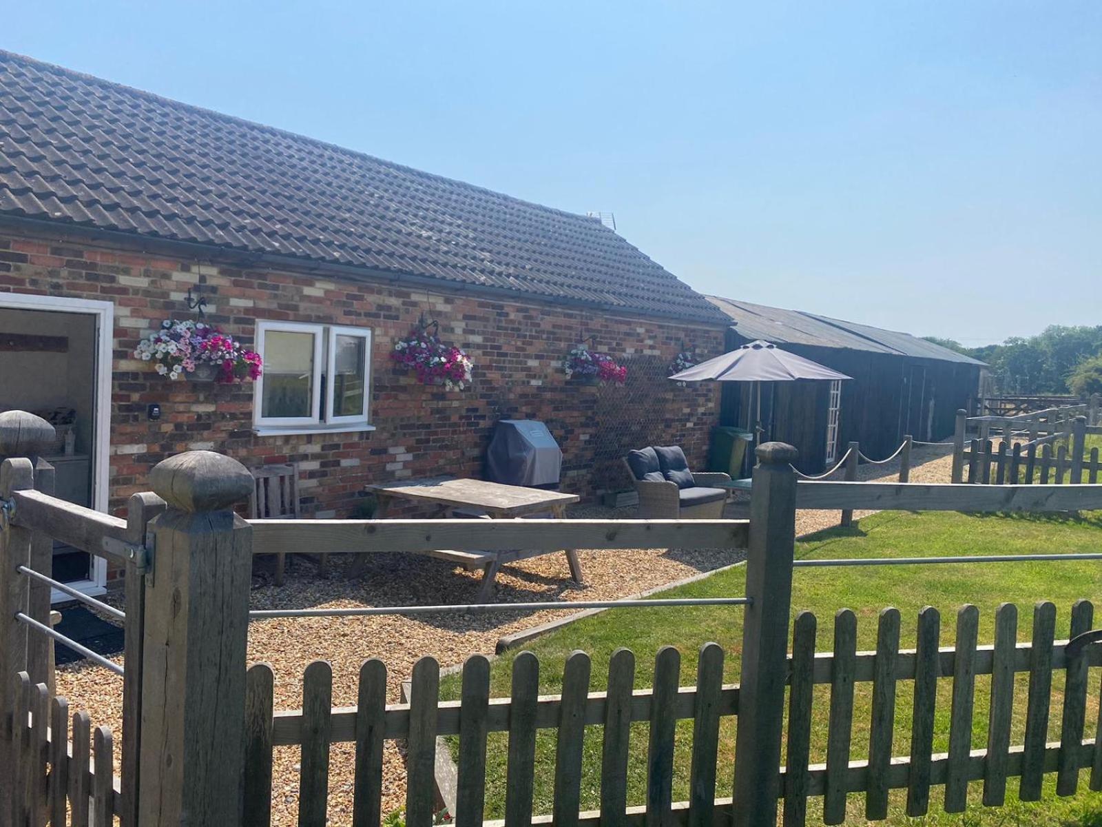 Beautiful Rural Self Contained Farm Annex