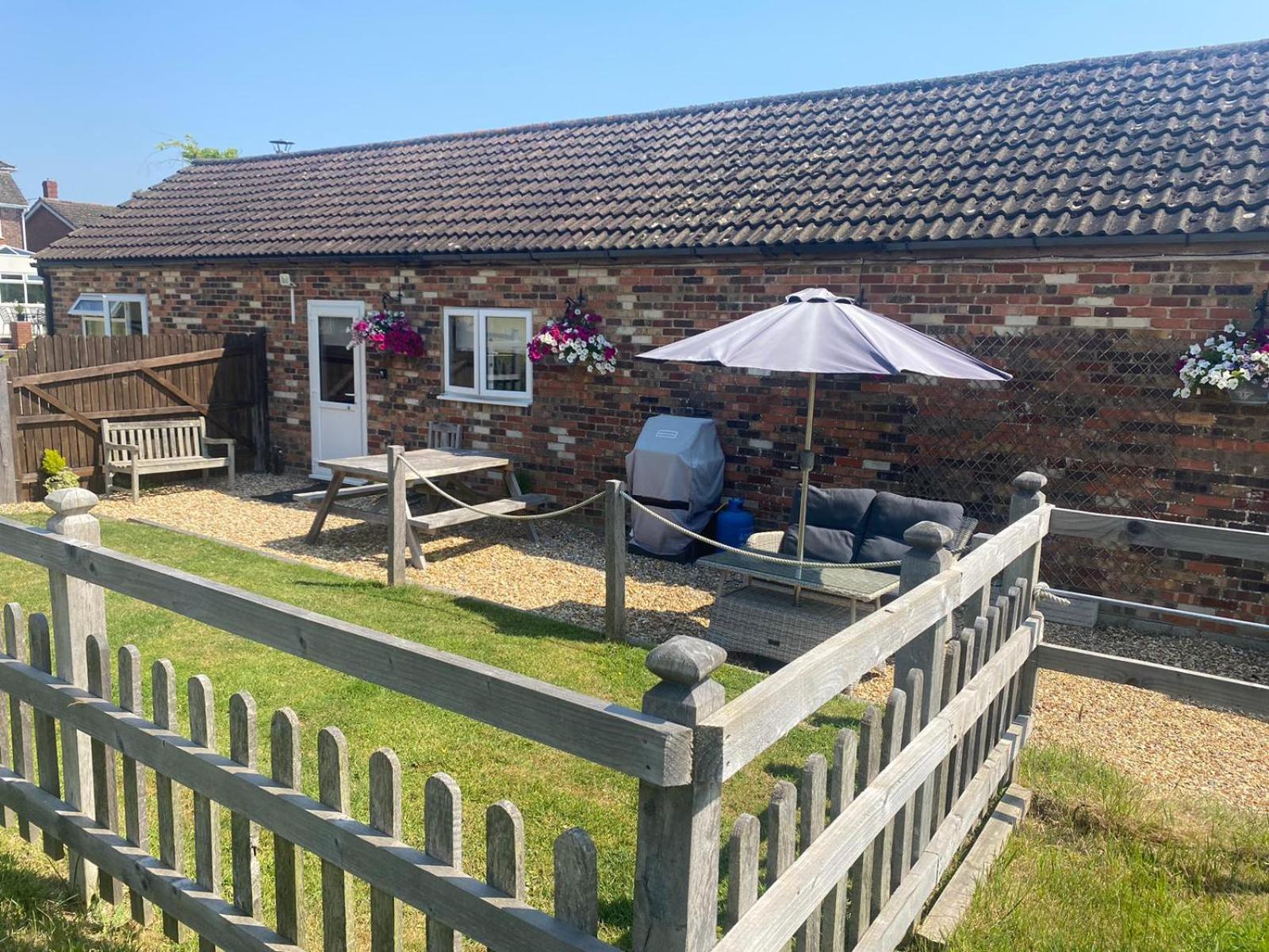 Beautiful Rural Self Contained Farm Annex